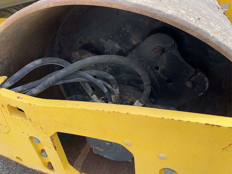 2016-bomag-bw177-image-14