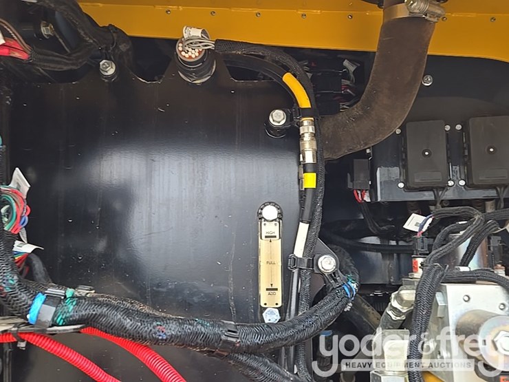 2019-deere-850l-lgp-image-116