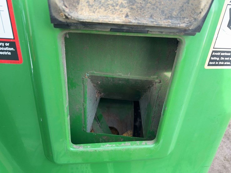 2013-john-deere-s670-image-88