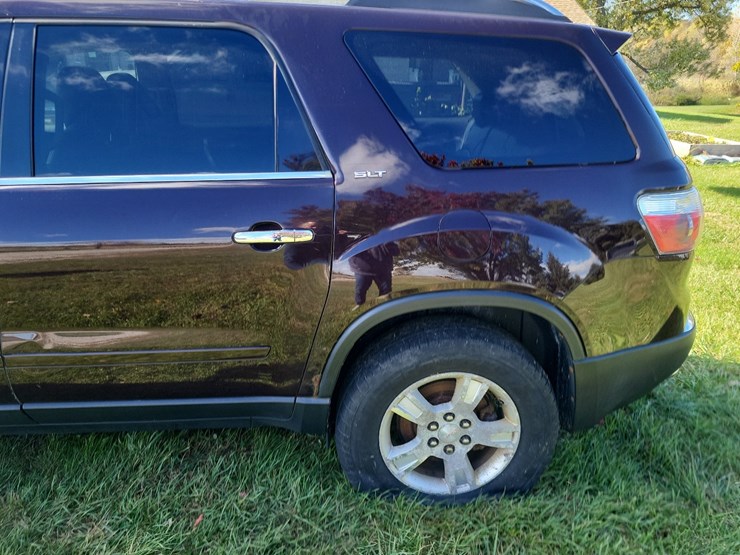 gmc-acadia-slt-image-16