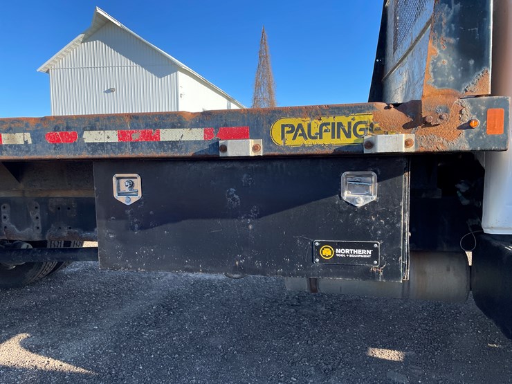 2007-ford-f750-xl-image-17