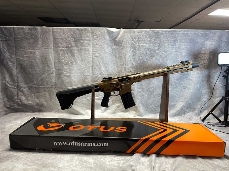 #2398-•-armsco-u-235-m22-12-ga.-semi-auto-shotgun,-sn:-tr4123-hbc002475-image-22