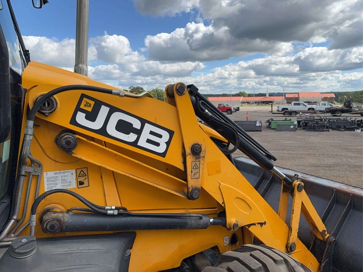 jcb-3cx-image-19