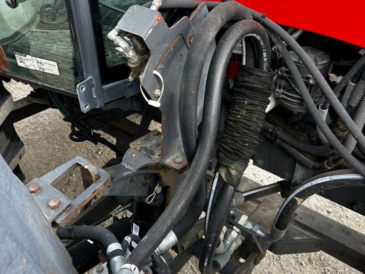 2015-kubota-m8560-image-20