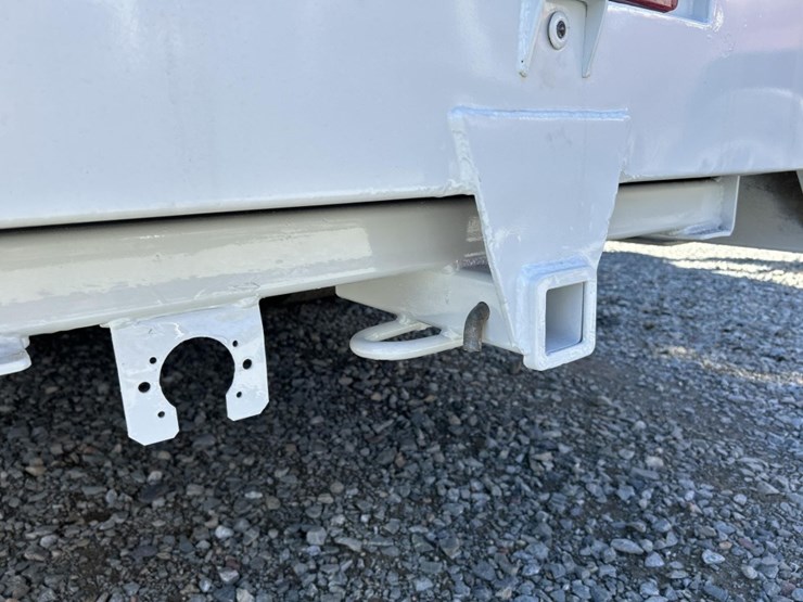 2017-peterbilt-337-image-66