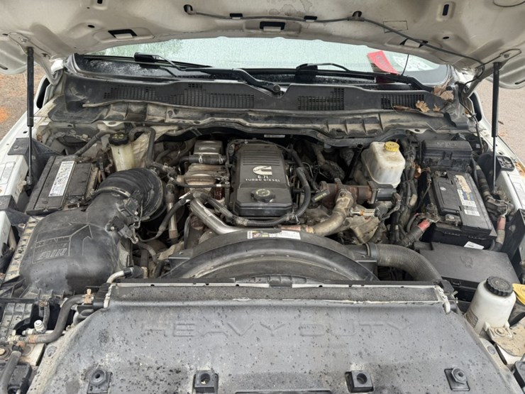 #1840-•-2013-ram-5500-4x4-service-truck-image-15