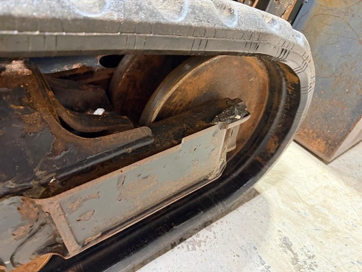 2021-bobcat-t595-image-20