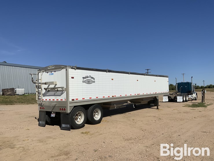 stoughton-grain-trailer-image-5