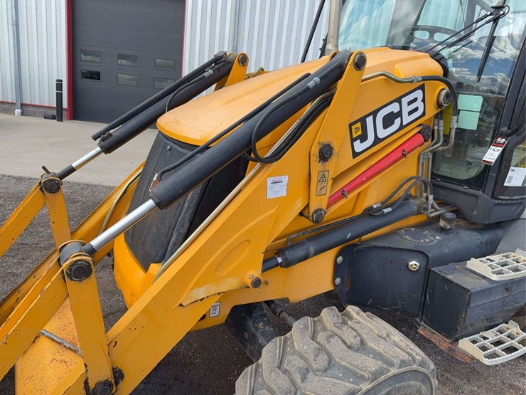 jcb-3cx-image-24
