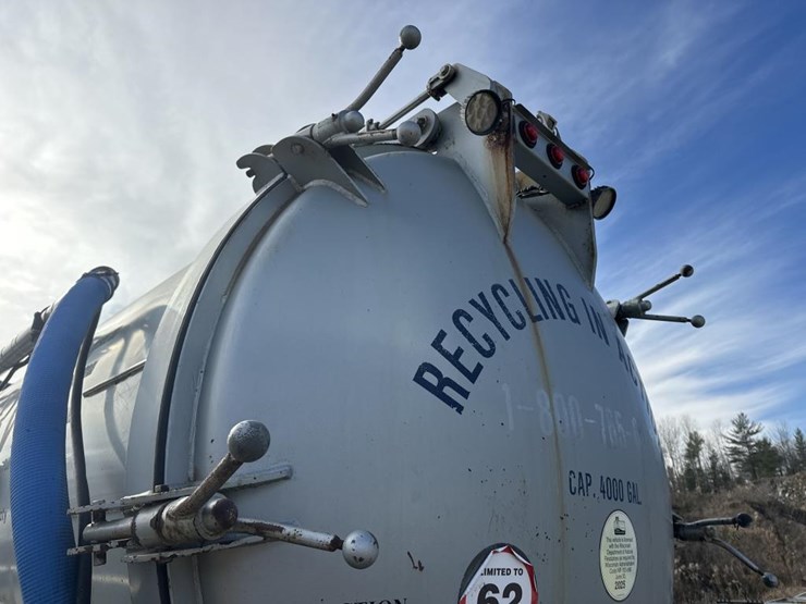 2005-kenworth-t800-image-28