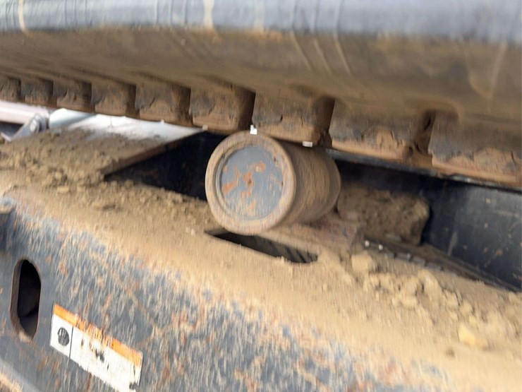 2016-bobcat-e85-image-9