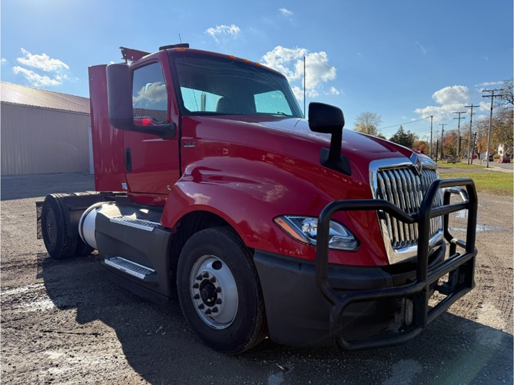 2019-international-lt-image-2