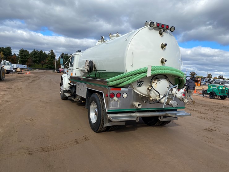 1999-international-4900-image-12