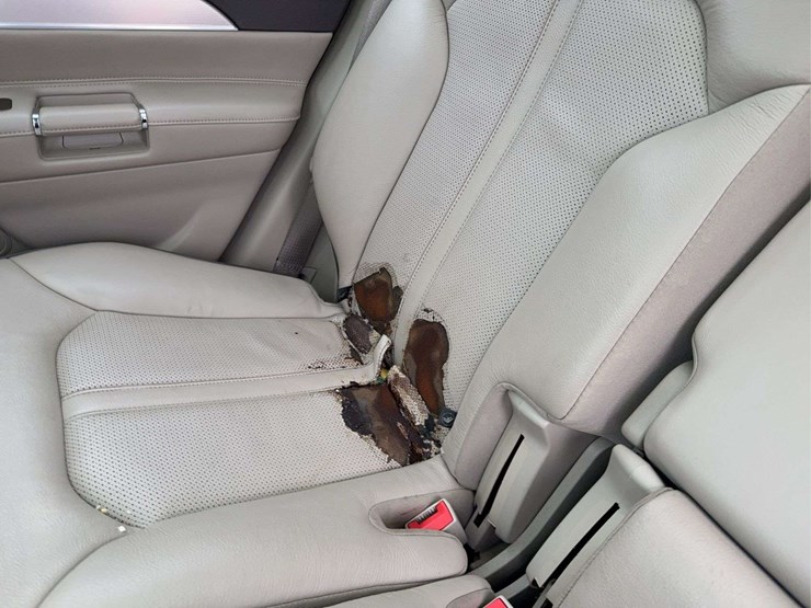 2012-lincoln-mkx-image-36