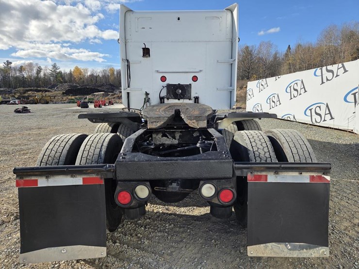 2007-peterbilt-386-image-4