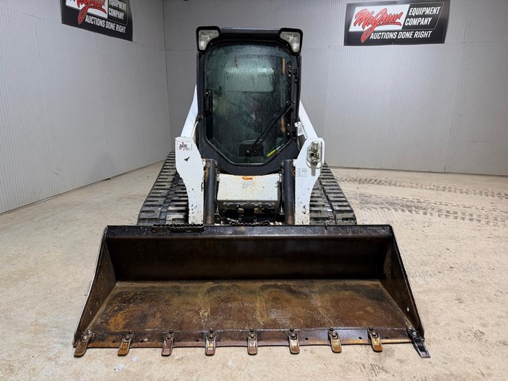 2022-bobcat-t740-image-8