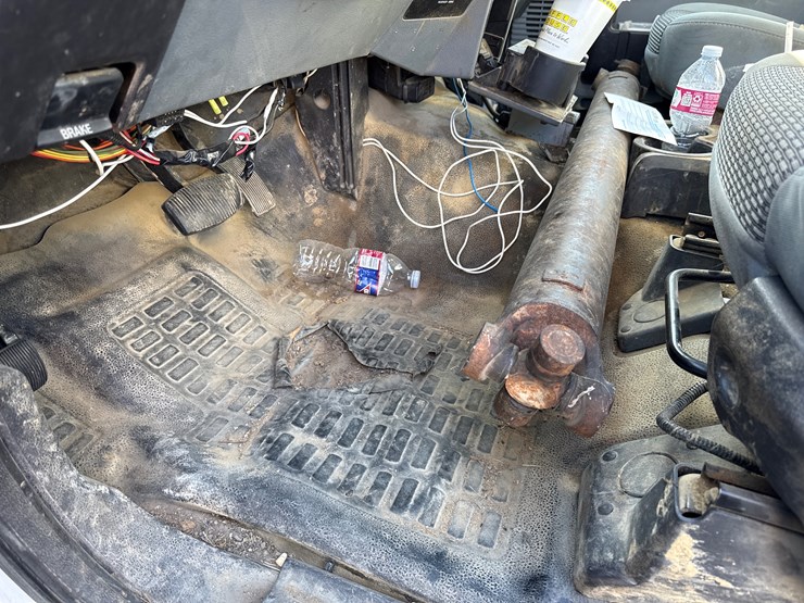 2012-ford-f550-image-36