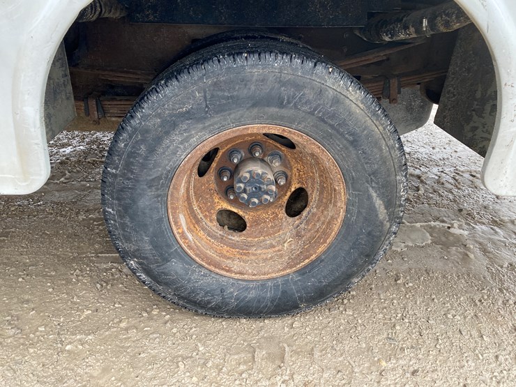 chevrolet-3500hd-image-21