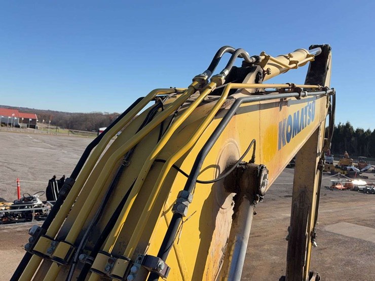 komatsu-pc210-lc-10-image-49