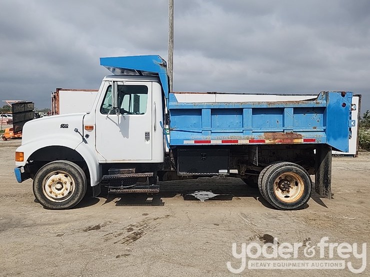 international-4700-image-2