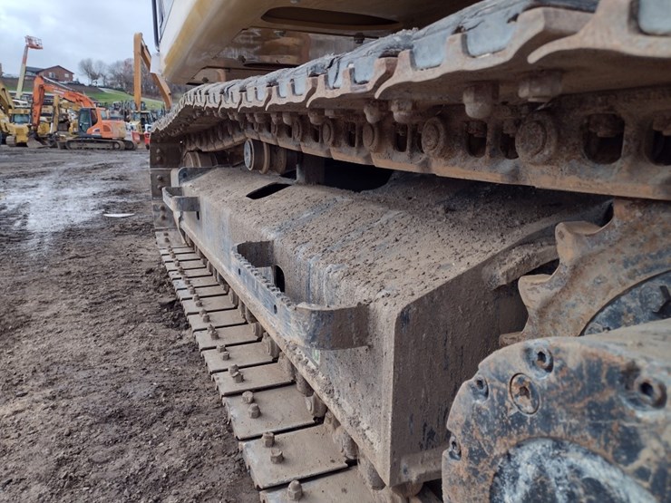 caterpillar-315-gc-image-33