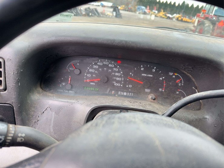 2004-ford-f450-image-46