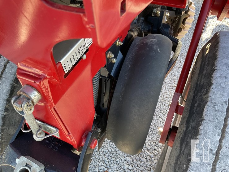 case-ih-1250-image-33