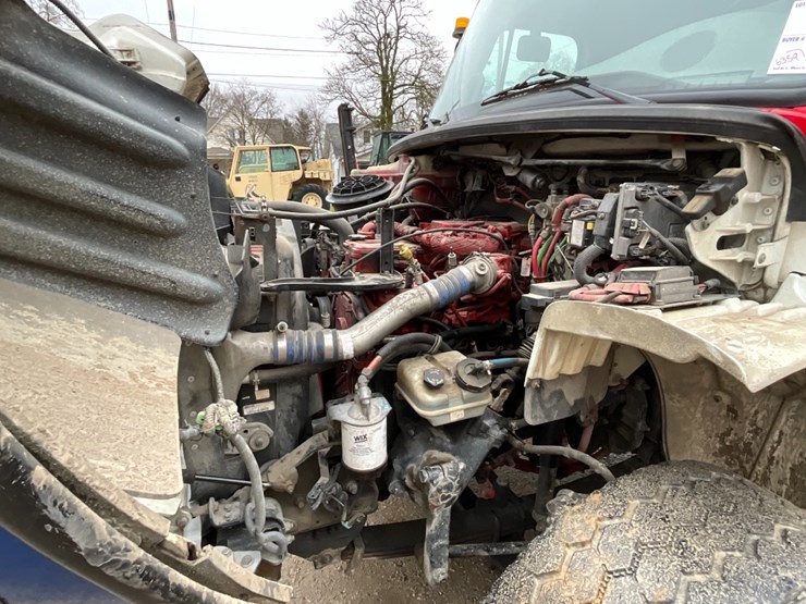 freightliner-m2-106-image-15