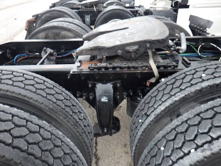 2019-freightliner-cascadia-125-image-5