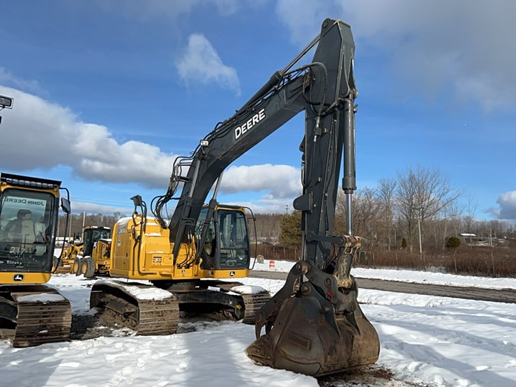 2020-john-deere-2020-image-22