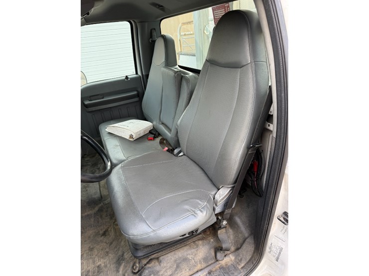 2013-ford-f750-image-22