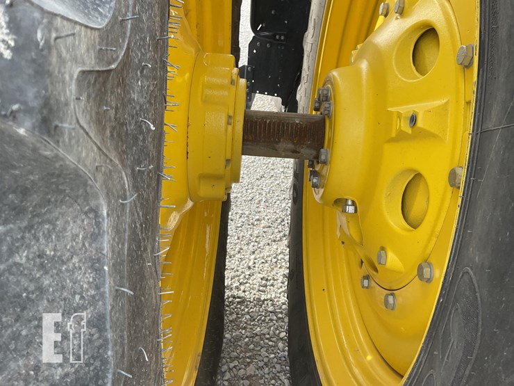 john-deere-8r-250-image-34