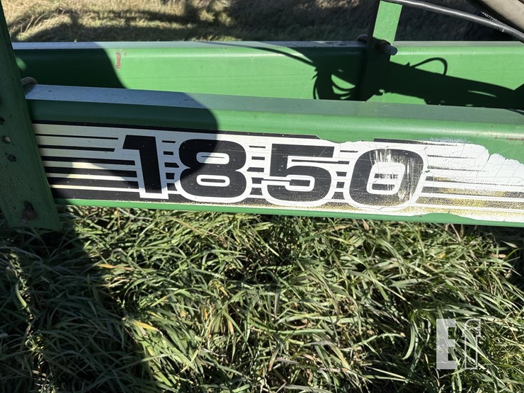 john-deere-1850-image-6