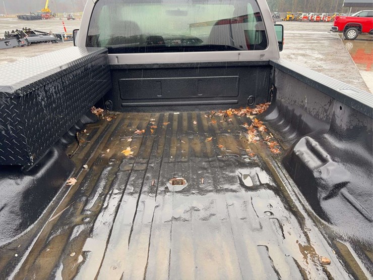 2009-ford-f250-image-15