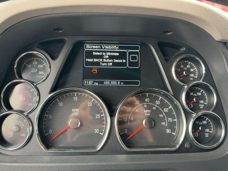 2019-peterbilt-579-image-57