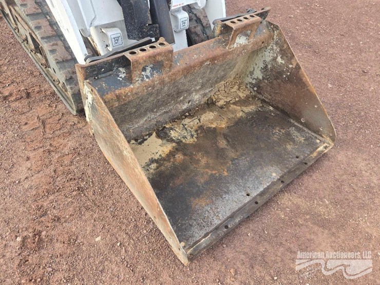 2018-bobcat-mini-track-loader-image-10