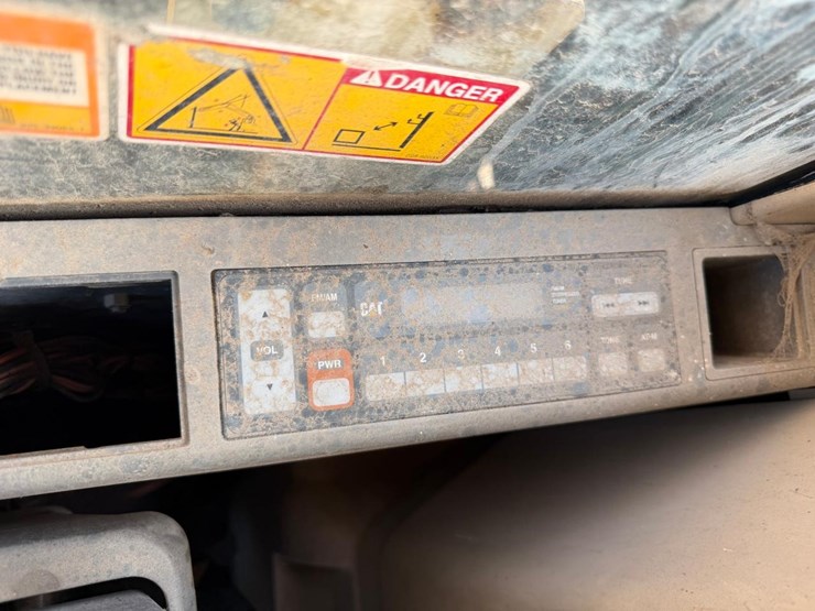 caterpillar-312c-image-37