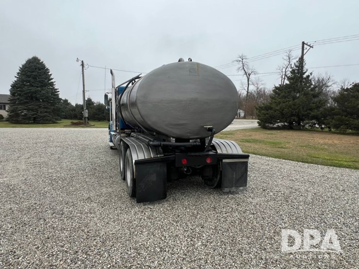 2006-international-9400-eagle-image-7