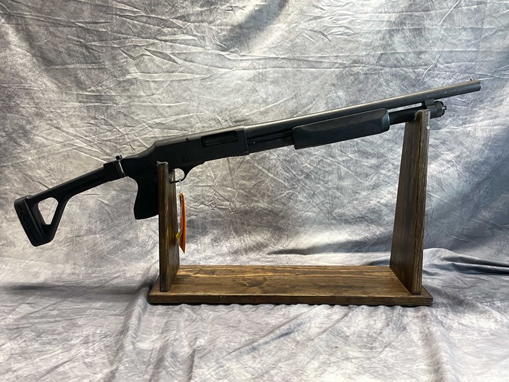 #2339-•-nef-12-ga.-pump-action-shotgun,-sn:-nz614626-image-1