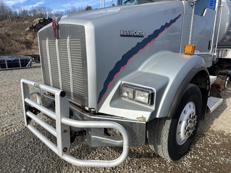 2005-kenworth-t800-image-9