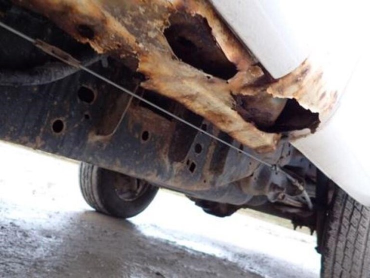 2014-ford-f150-xl-image-68