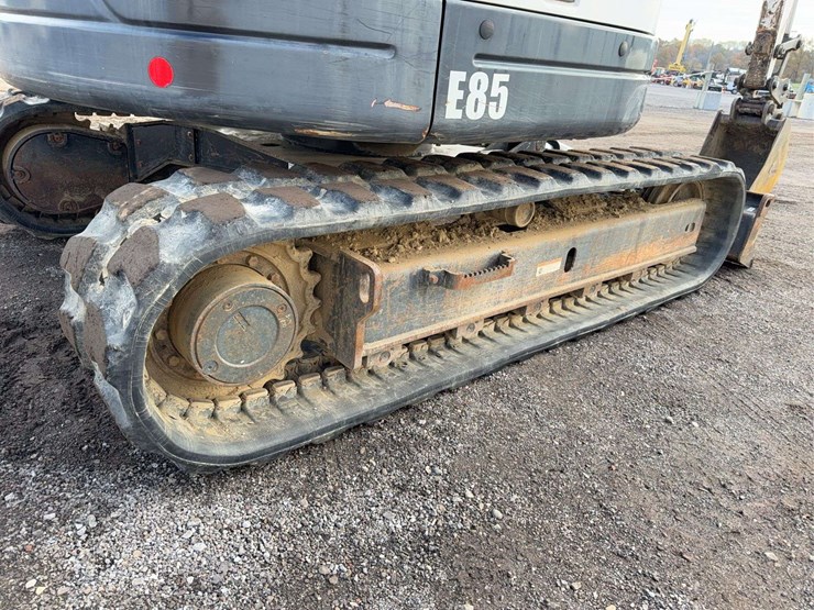 2016-bobcat-e85-image-15