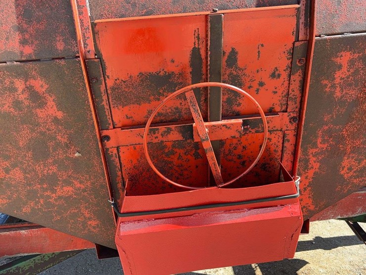 j&m-gravity-wagon-image-15