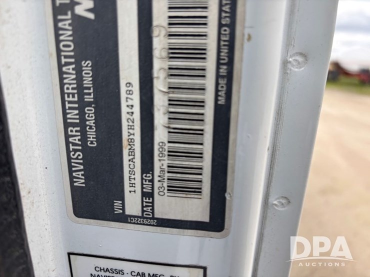2000-international-4700-image-63