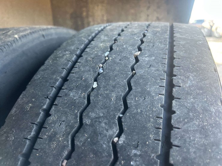 2007-freightliner-mt55-image-12