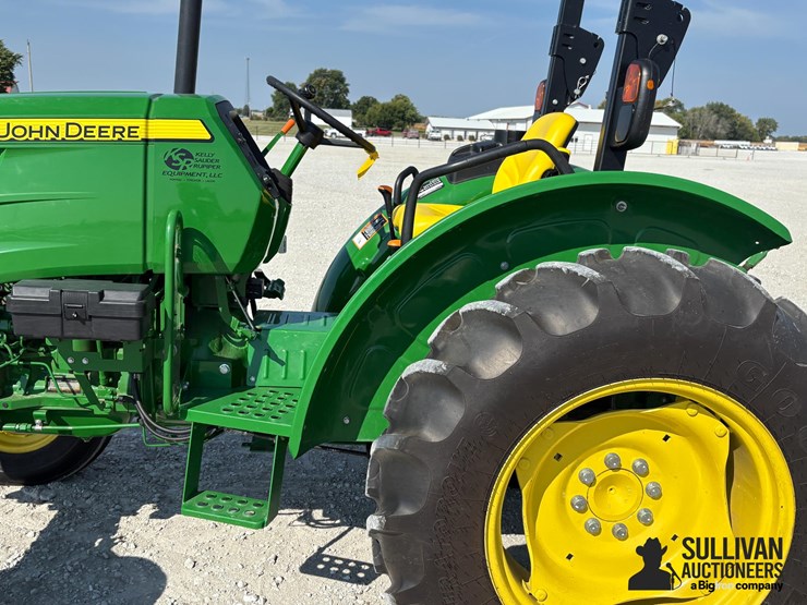 john-deere-5045e-image-11