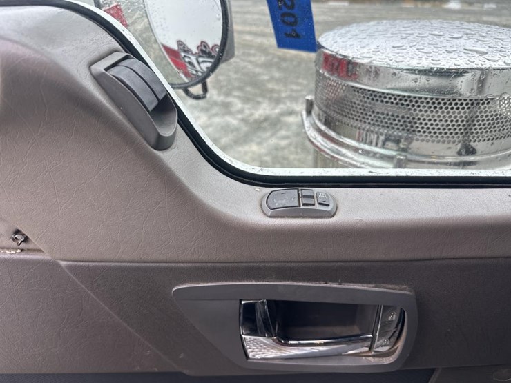 kenworth-w900-image-25