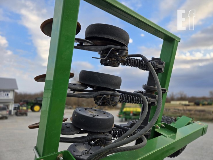 john-deere-1990ccs-image-31