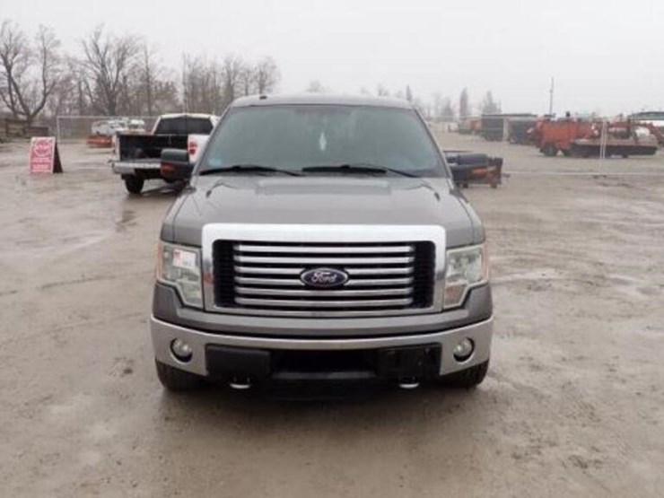ford-f150-xlt-image-2