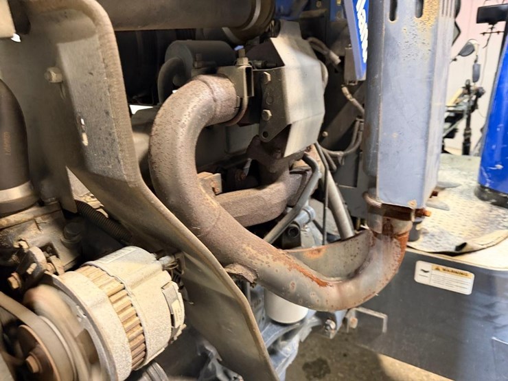 new-holland-tb110-image-16